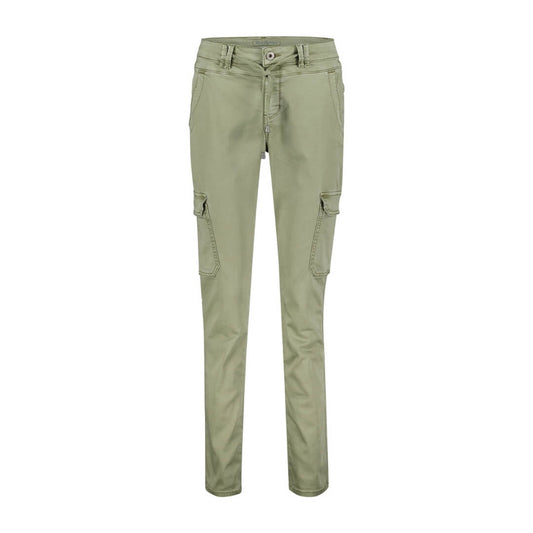  Red Button Cargo Jogger Teagreen pants! Made with a blend of 77% cotton and 22% recycled polyester, these pants are the perfect combination of softness and sustainability. 